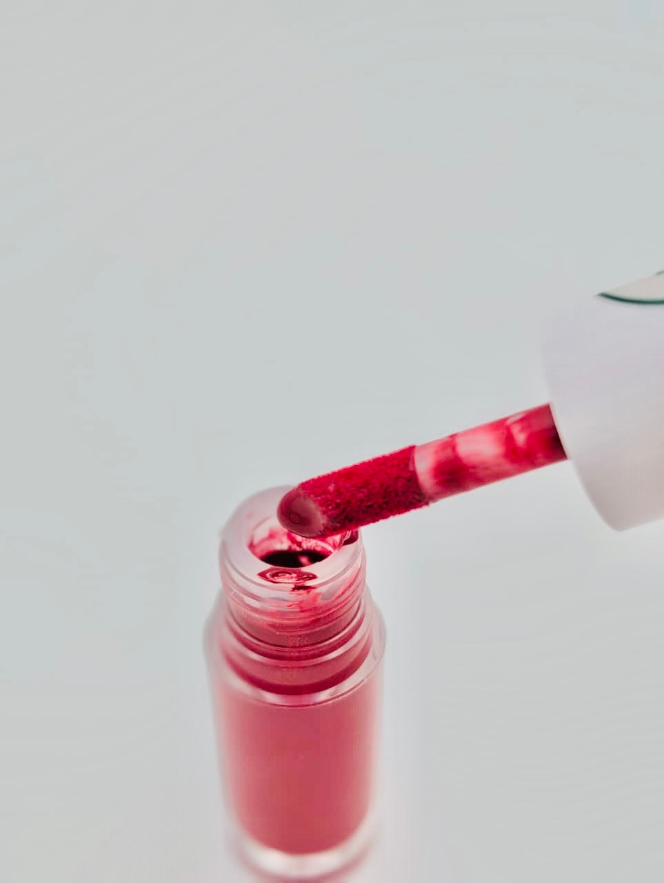 Organic Handmade Petal Shade Lip Gloss – Natural Pink Tint, Hydrating & Non-Toxic Shine